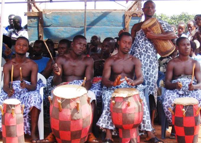 Ghana. Adowa, the Unique Dance Style of the Ashanti. - News & views ...